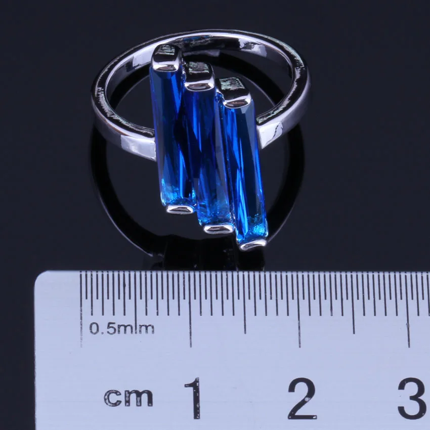 Jolly Rectangle Blue Cubic Zirconia Silver Plated Ring V0433