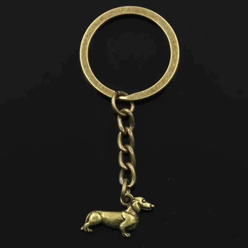 New Keychain 20x15mm Dog Dachshund Pendants DIY Men Car Key Chain Ring Holder Keyring Souvenir Jewelry Gift