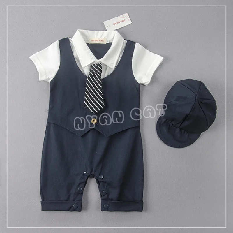 2018 Navy Beige Fashion Baby Boys Clothes 0-2Years Baby Rompers Tuxedo Jumpsuit+Hat Vest Baby Clothing Set Costume Party Dress