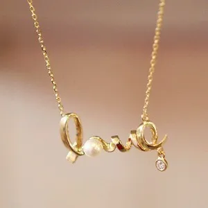 New Money Jewelry Wholesale Fashion Temperament Wild Short Necklace Love Letter Water Personality Neck Chain Clavicle Chain