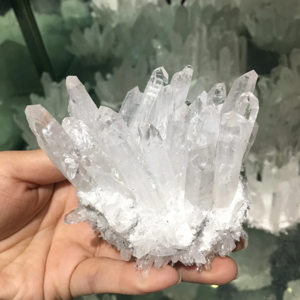 400g Natural white crystal clear quartz white crystal cluster nunatak decoration crystal column point