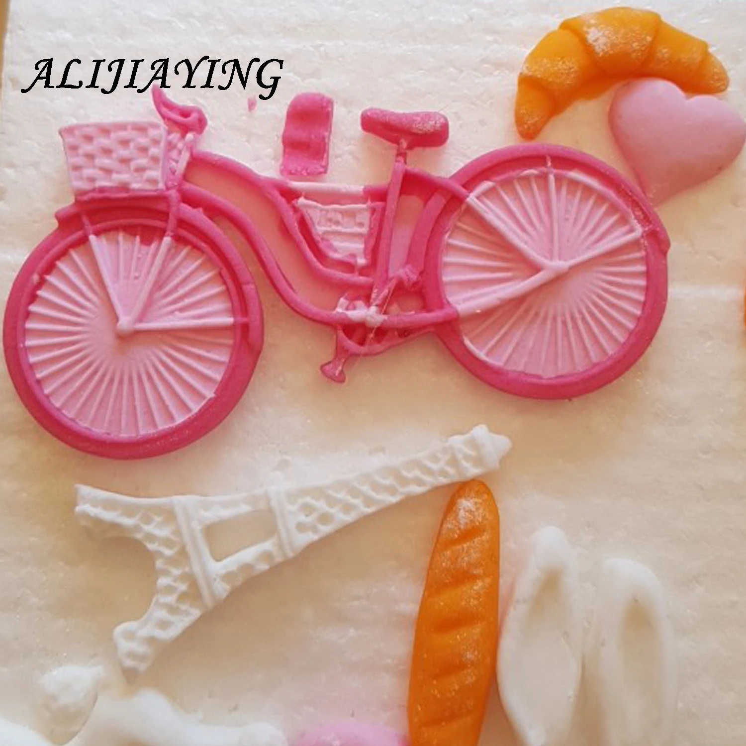 1Pcs Bicycle Shaped Silicone Mold,bike Sugarcraft Cake Decorating Tools,Fondant Chocolate Molds polymer clay molds D1038