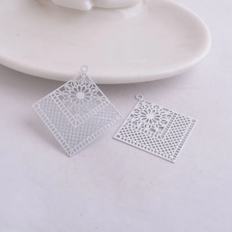 50 Stück AB3333 39*41mm Quadratische Anhänger Rhombus-Formen für DIY-Ohrringe und Schmuck – Detail 6