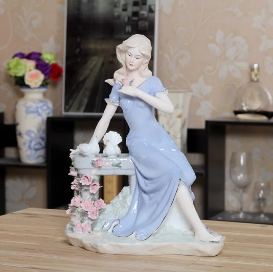 Retro Porcelain Belle and Pigeons Figurine Ceramic Maiden Statuette Art and Craft Ornament for Home Decoration and Festival Gift