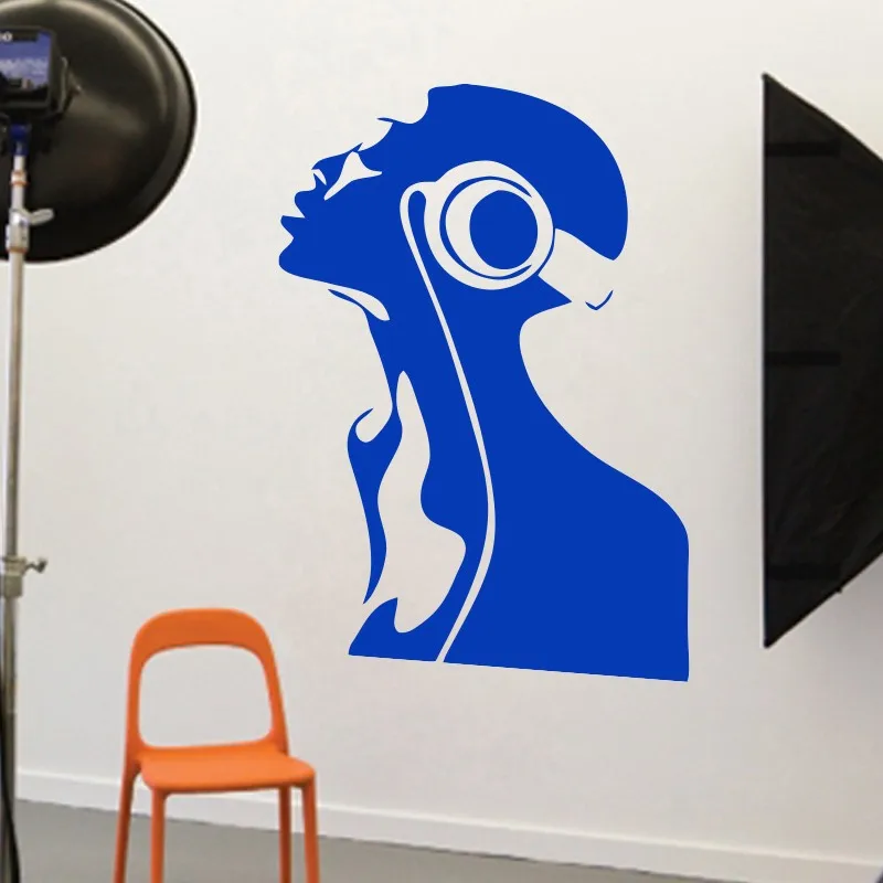 

Art design cheap vinyl home decoration music girl wall sticker removable house decor fashion musician decal in bedroom or shop