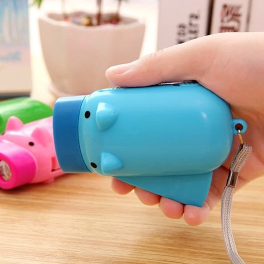 Mini Hand Pressure Pig Torch Self-generating LED Flashing Light Portable Flashlight With 2 LEDs (Random Color)