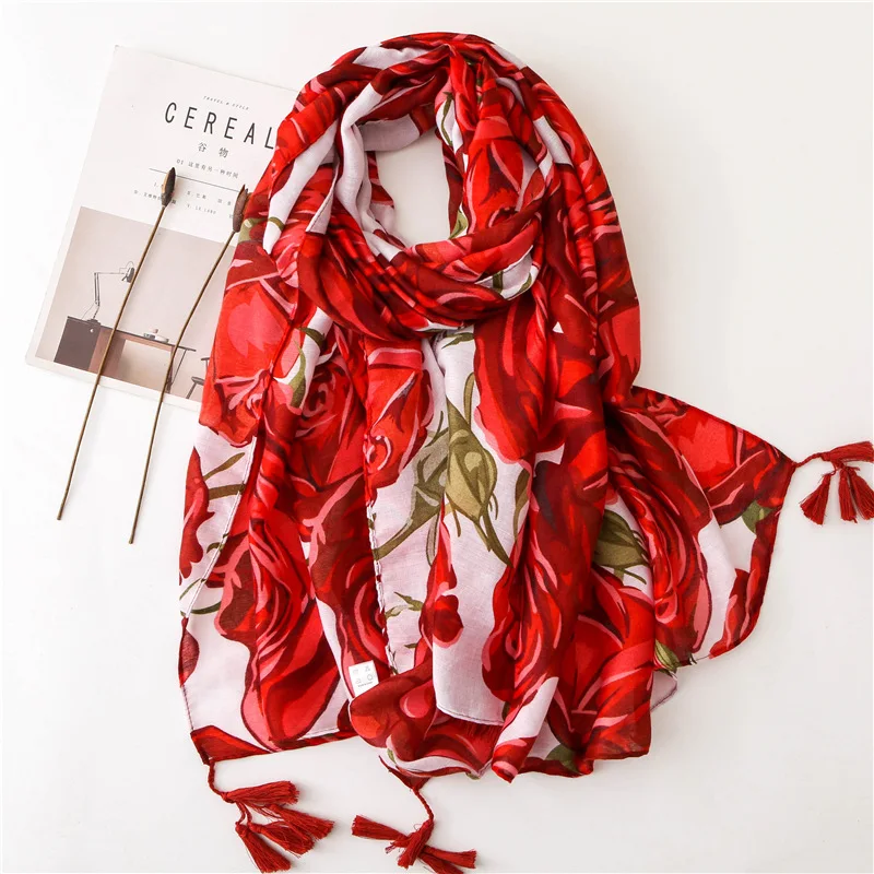 

2019 Fashion Big Rose Print Tassel Scarves Shawls Beautiful Cotton Floral Muslim Muffler Hijab Wrap 10pcs/LOT Wholesale