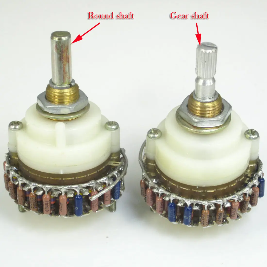 

1pcs 23 Steps DALE Mono Shunt Type Volume Potentiometer 250K (One Channel)