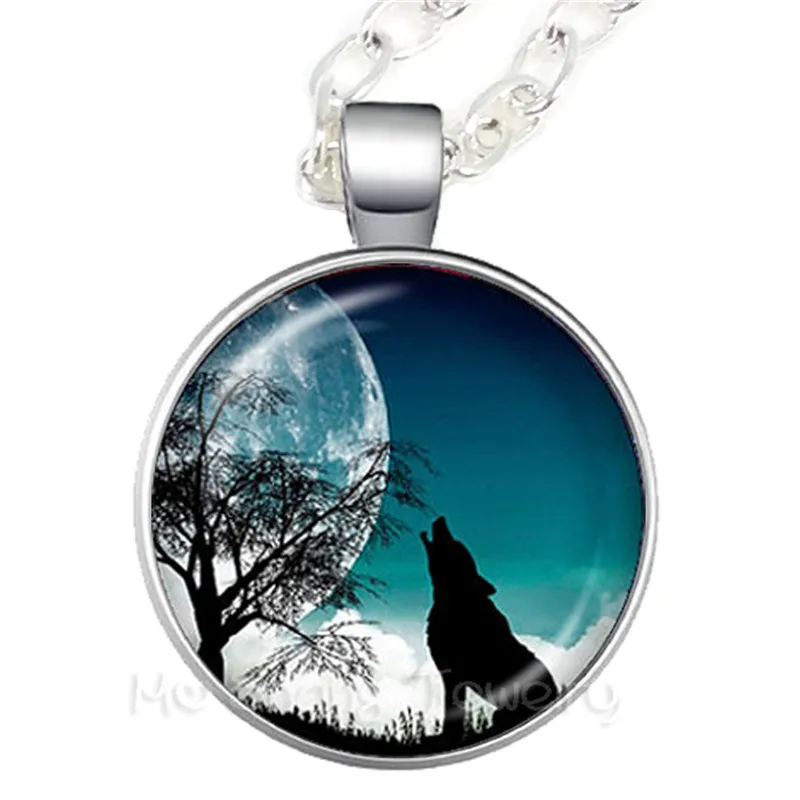 2018 Wolf And Moon Necklace Glass Pendant Wolf Jewelry Oz Jewelry Wearable Art Poto Necklace Christmas Gift For Women