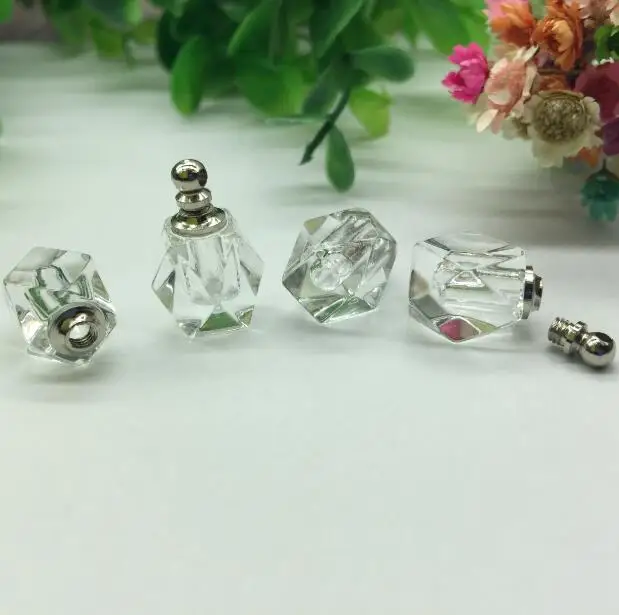 100pcs/lot 10*15mm Transparent screw cap rhombus vial pendant Crystal Perfume bottle Necklace Pendant charms name or rice art