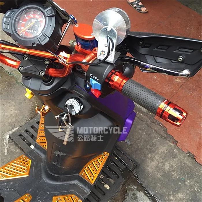 7/8\'\' 22MM Motorcycle CNC handle grips Motorbike handlebar grips and end For DUCATI 1199 1299 999 899