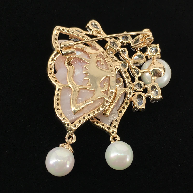 Korean fashion brooch female shell flower pearl micro embossed brooch pin