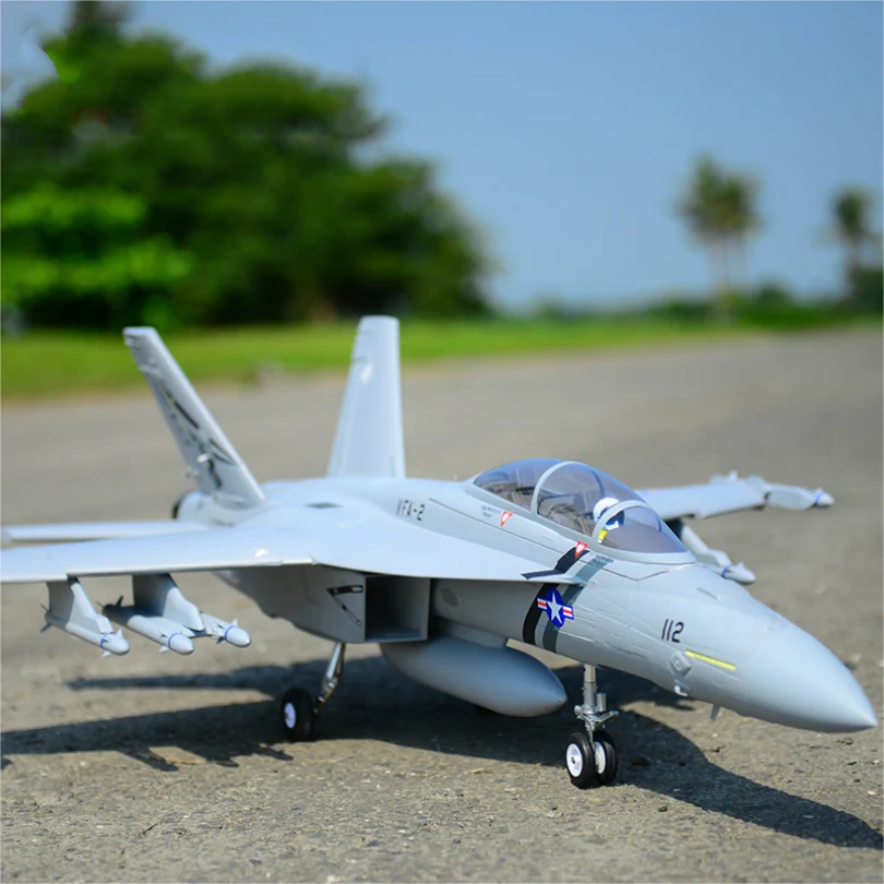 FMSRC RC aereo 70mm F18 F/A-18F Super Hornet V2 ventilatore canalizzato EDF Jet Scale modello aereo PNP 6S 6CH con lembi retrattili