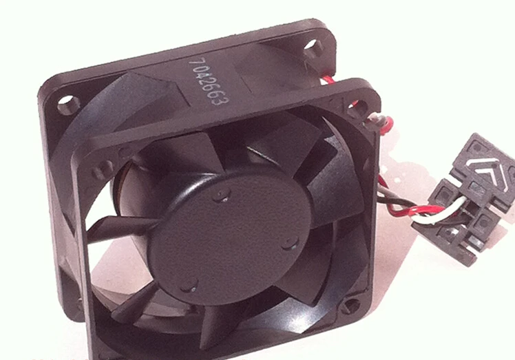 

2410ML-04W-B89 12V 0.7A 60*60*25 трехстрочный объемный серверный вентилятор