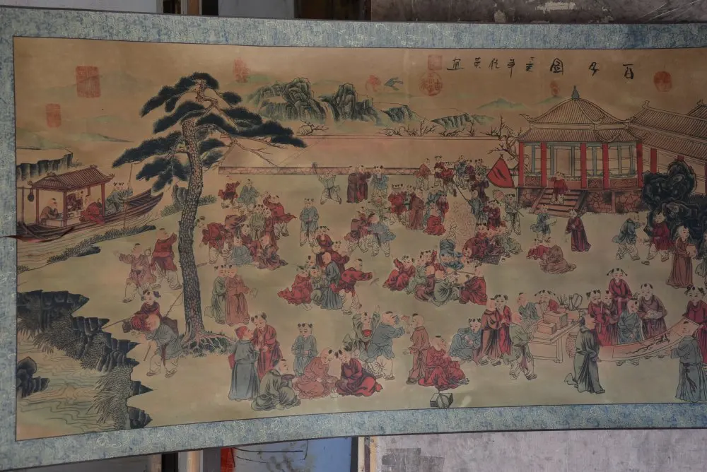 Hand-painted Chinese paintings, picture the long axis of the Qing Dynasty in China,Kids games, free shipping