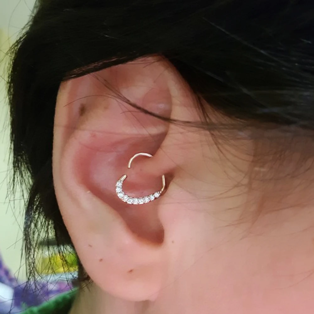 BOG-Lot 1PC Brass Ear Tragus Cartilage Earring with Press Fit Zircon CZ Heart Hoop Daith Piercing Ear Cartilage Piercing Jewelry
