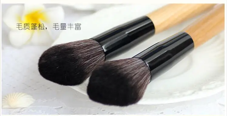 Professional Super Soft Big Powder Brush Face Blusher Powder Makeup Brush Single Angled Flame Shape