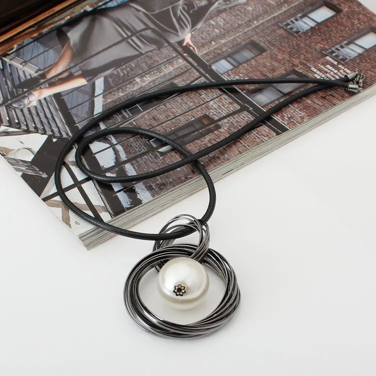 Red White Pearl Ball Pendant Long Necklaces New Circles Simulated Women Black Chain Maxi Necklace Fashion Jewelry Wholesale Gift