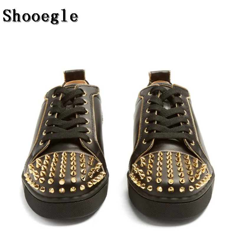 SHOOEGLE 2018 New Fashion Luxury Spikes Men Shoes Rivets Sneakers Casual Platform Mens Low-Top Lace-up Shoes Man Size 38-46