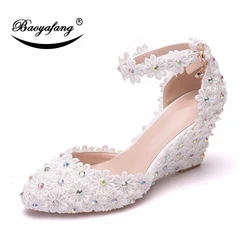 BaoYaFang Punta Rotonda Bianco Fiore Delle Donne scarpe da sposa scarpe da Sposa Cunei Cinturino Alla Caviglia Delle Signore vestito da partito scarpe da donna paltform scarpe