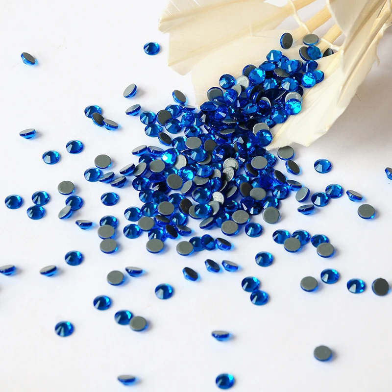 Capri Blaue Kristall-Diamant Hotfix Strass Bügelsteine Top Bling Steine für Kleidungsstücke, Kleider und Dekorationen – Detail 5