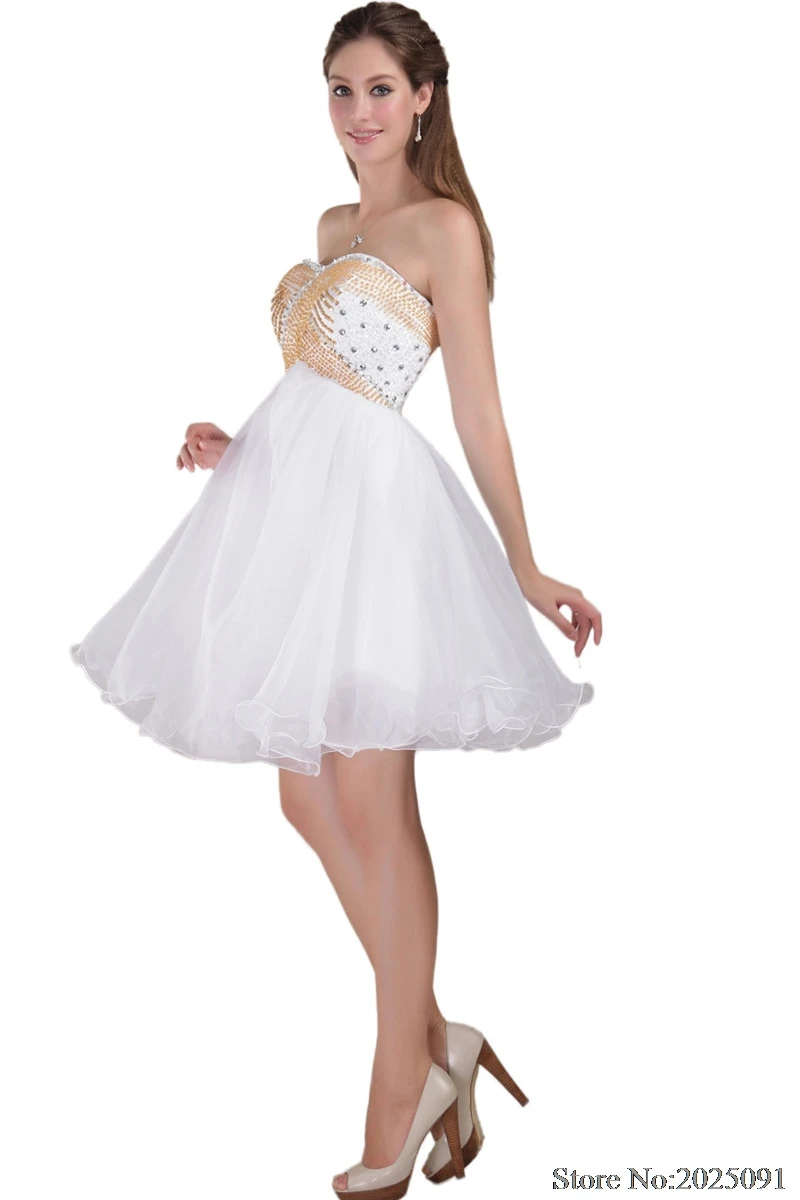 Real Pictures White Short Prom Dress Homecoming Dress 2018 Backless Organza with Gold Beads Mini Cocktail Dress