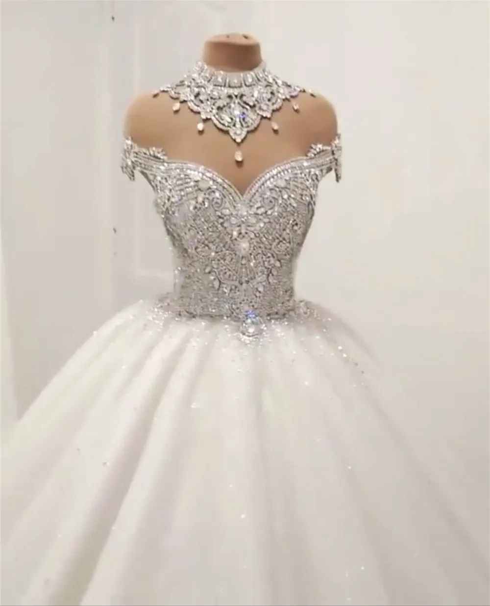 Robe de mariée formelle de luxe personnalisée, diamant perlé de cristal moelleux, patients haut de gamme, quelle que soit la robe de mariage, 2025