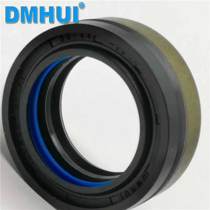 DMHUI brand Tractors rubber shaft seal 30X44X17/30*44*17  OEM 12036964B COMBI SF19  ISO 9001:2008   644149