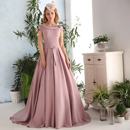 plain elegant gown medieval dress long gown princess Medieval Renaissance Gown queen cosplay Victoria Belle gown