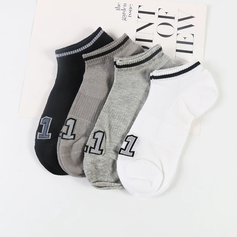 

DONG AI Promotion Sports Socks Football Basketball Socks Men Cycling Socks Combed Cotton Towel Bottom Non-Slip Men's Socks