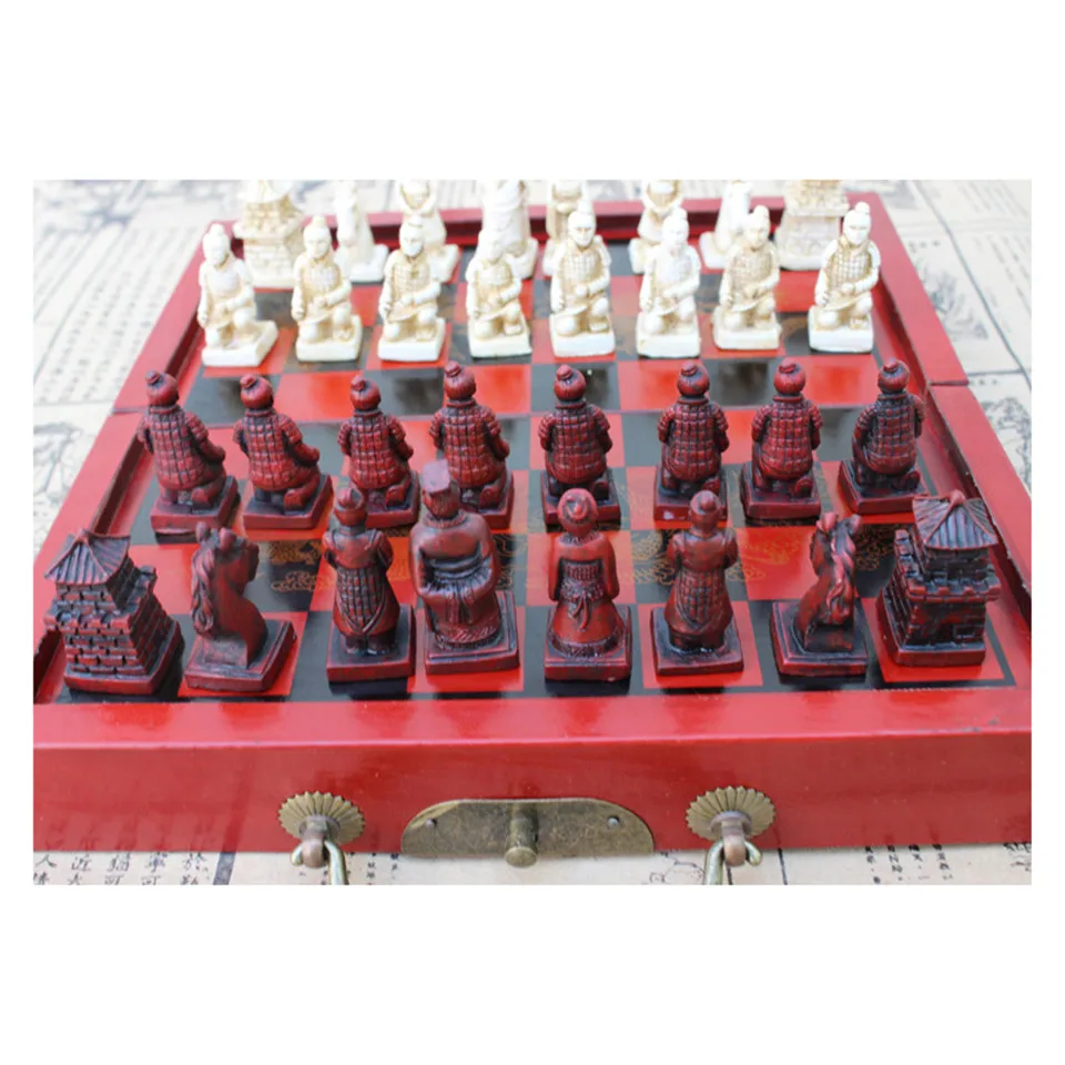 Carving Wooden Chess Game Set Portable Game of International Chess Folding Chessboard Wood Chess Pieces Chessman BSTFAMLY I29