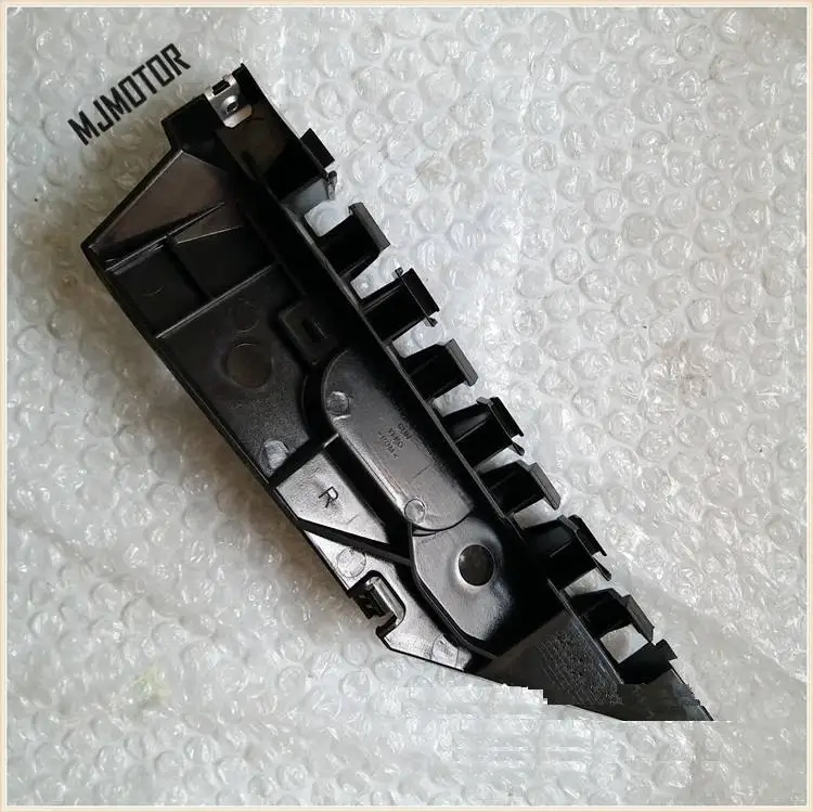 1pcs Front bumper bracket left / right side BRACKET-FRT BPR FASCIA SI MTG for Chinese SAIC MG3 2013 Auto car motor part 10054845