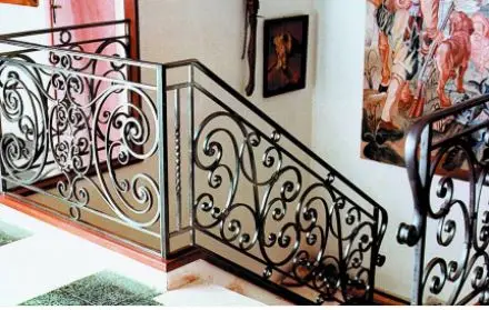 Hench 100% handmade forged custom designs  rod iron staircase design