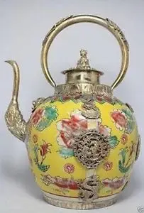 Chinese Vintage Tibet beautiful porcelain teapot wholesale factory Arts outlets