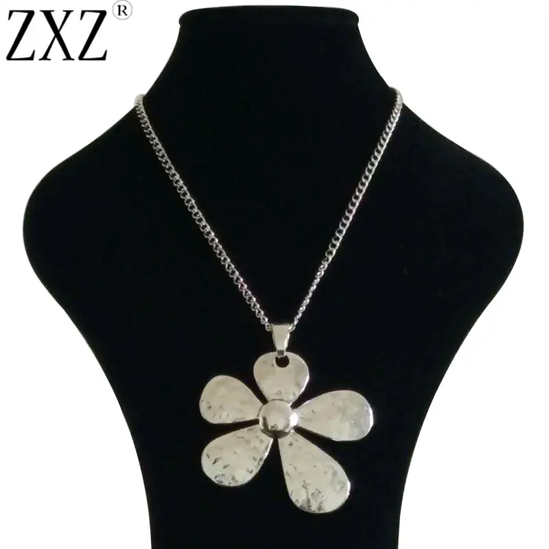 

ZXZ Large Abstract Metal Flower Pendant on Long Curb Chain Necklace Silver Color Lagenlook 34"