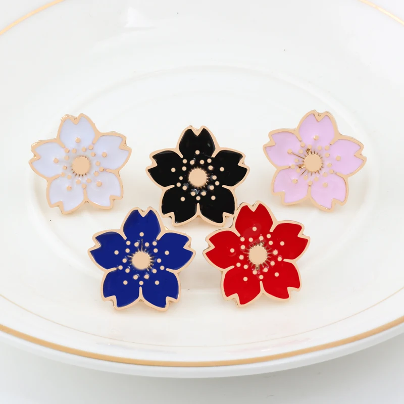 Sweet Cherry Blossom Flower Brooch Japanese Sakura Enamel Pins BackPack Collar Button Lapel Pin Badge Women Jewelry Female Gift