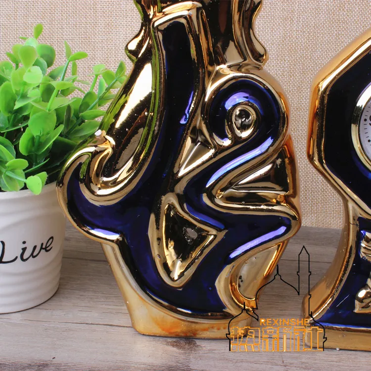 The characteristics of Xinjiang Muslim Koran Ceramic Vase Decoration Home Decor Set Islamic activities