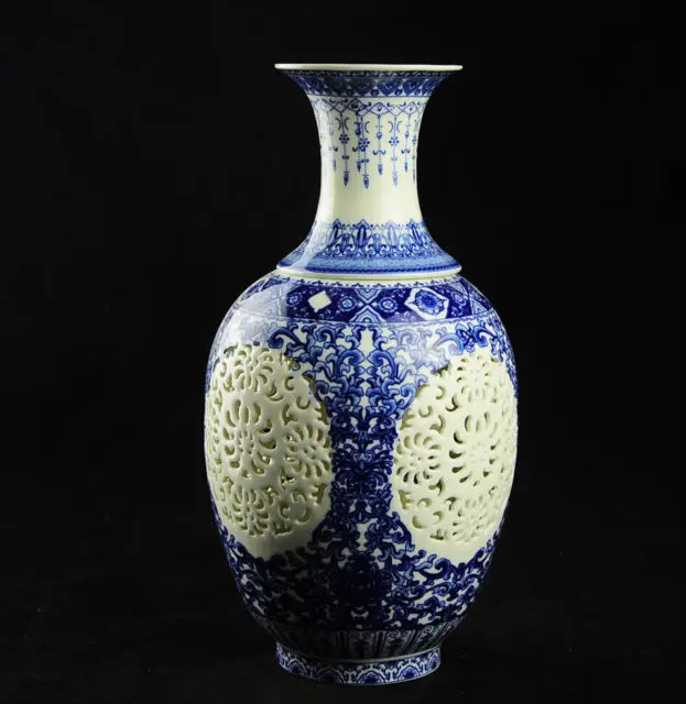 2 set Chinese Jingdezhen hollow blue and  white porcelain vase with 