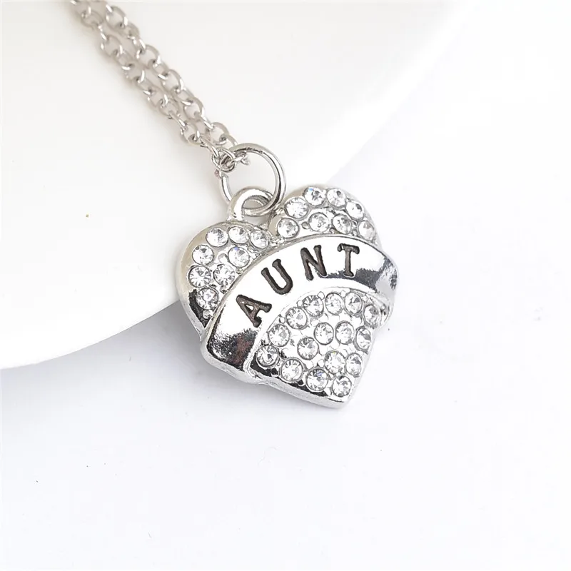 Clear Crystals Love Heart Pendant Necklace,Gift for Mom/Dad/Sister/Best Friends/Aunt Family Members Friendship Present