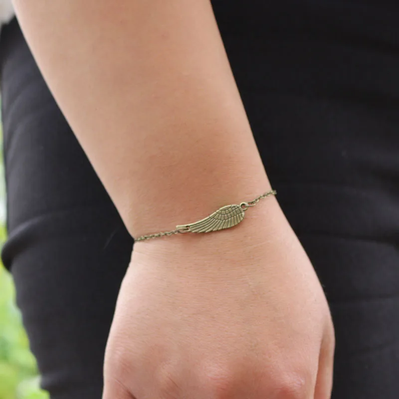 1Pcs Silver/Bronze Color Charm Angel Wings Shape Bracelets Bangle Vintage Silver Plated Bracelet Fashion Jewelry