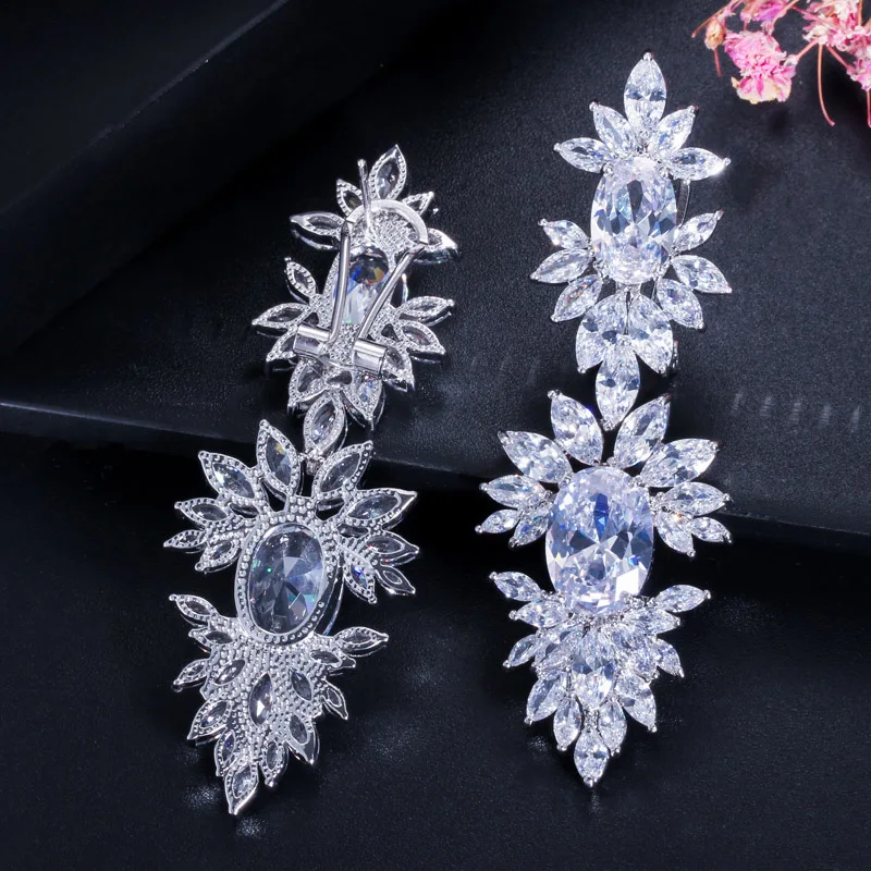 CWWZircons Luxuriöse Lange Hochzeits-Ohrhänger mit Klaren CZ-Steinen und Marquise-förmigen Zirkonia im Großhandel E0011 – Detail 5