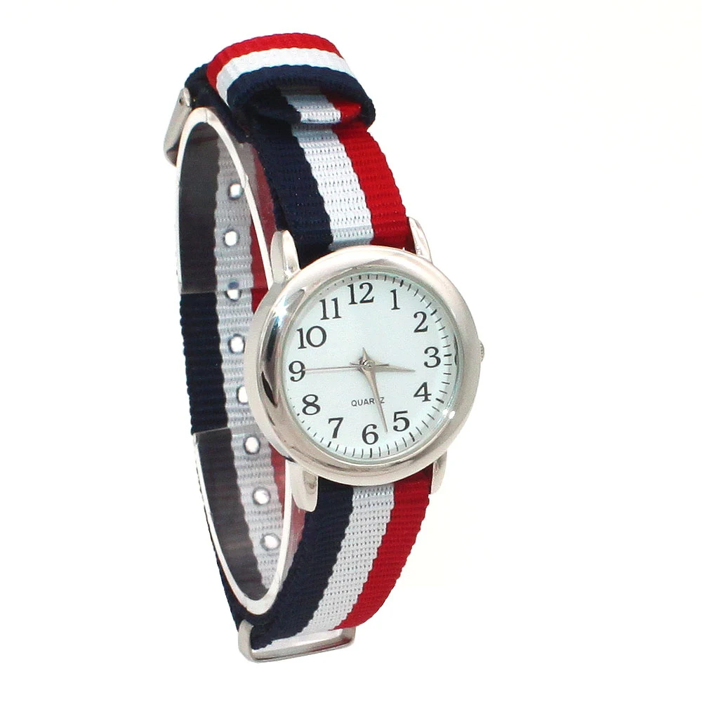 العلامة التجارية بسيطة الساعات الفتيان والفتيات ساعة رياضية خارجية لطيف مضيئة الأيدي الأوسط طالب الملونة النايلون عارضة الطفل