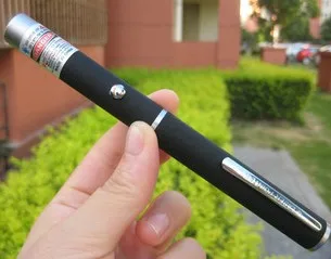 5mW Rot/grün laser pointer Laser Pen presenter Präsentieren Stift mit Stern Kappe