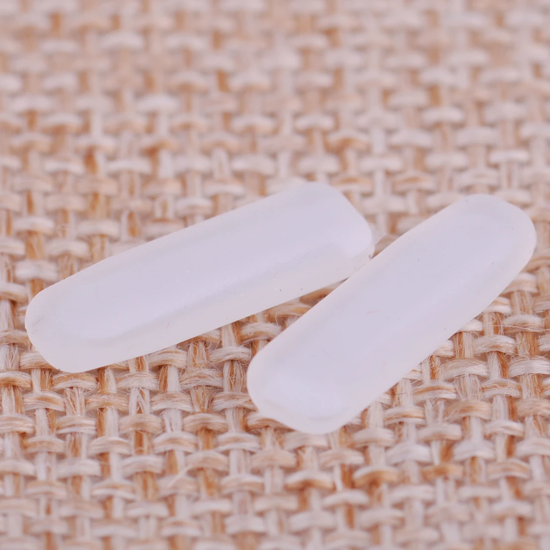 ¡LETAOSK 2 pares de almohadillas nasales de repuesto de silicona en blanco y negro, Kit de cuidado de la salud apto para IC! Accesorios para gafas