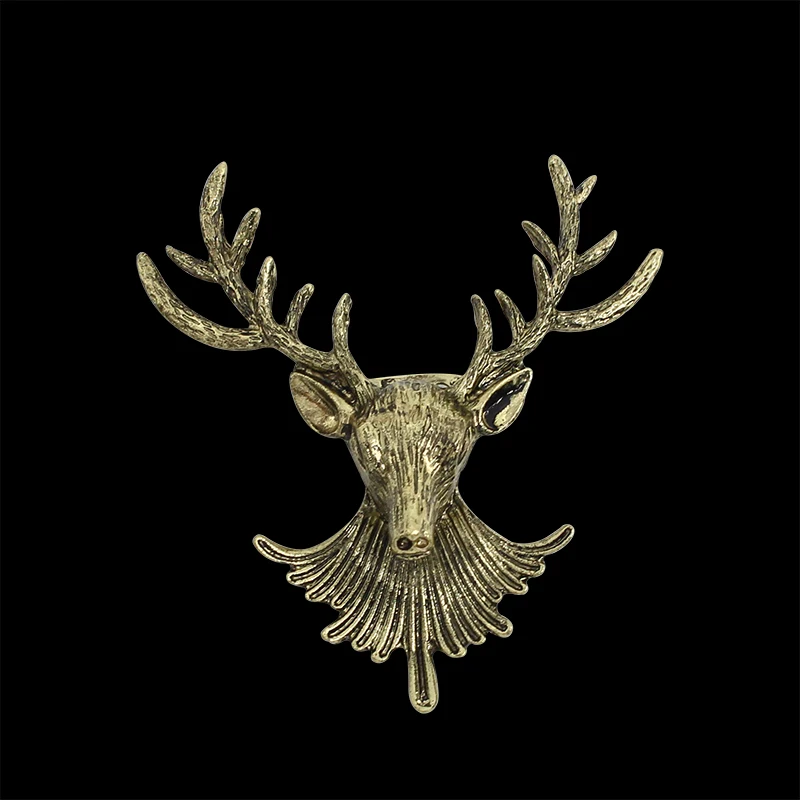 2024 Hot Deer Cattle Wolf Shape Brooch Pins Popular Cute Friends Gold Color Vintage Animal Pin Crown Shape Brooches Jewelry Gift