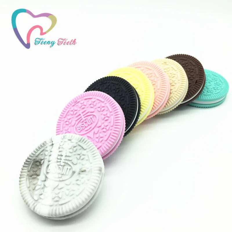 Teeny Teeth 5 PCS Cookie Silicone Pendants Oreo Silicone Teether Toys Baby Accessories Safe For Mommy Baby Teething Oreo Toys