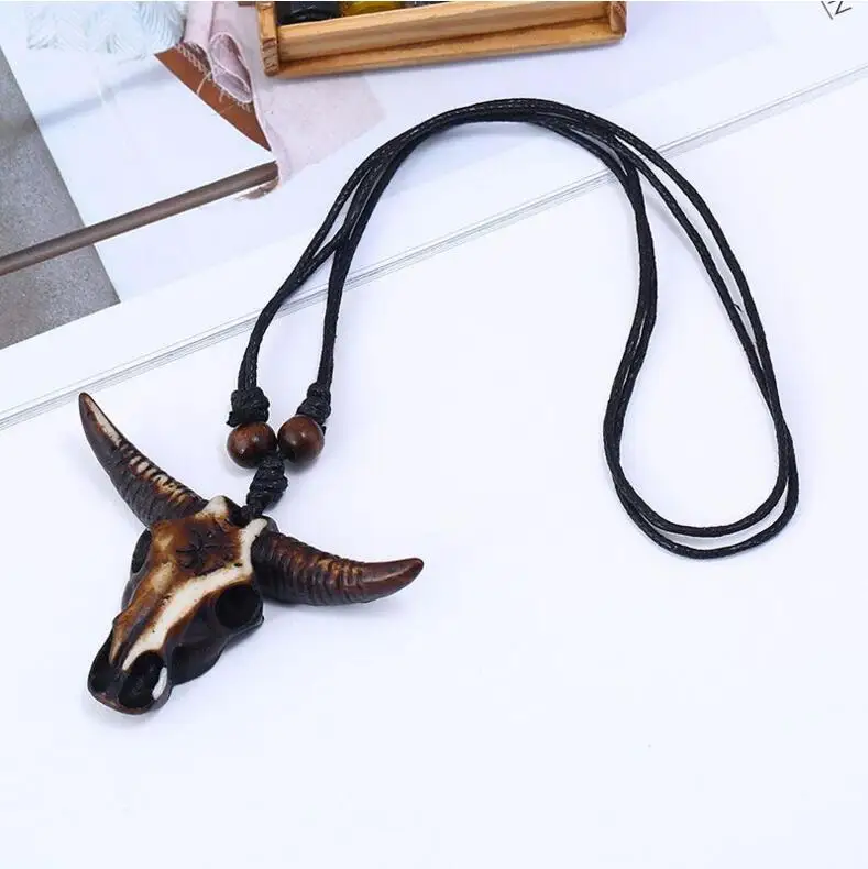 Vintage Ethnic Biker Bull Skull Goat Head Necklace Male Pendant Necklaces Cow Pagan Pendant Retro Leather Resin Neclace Men