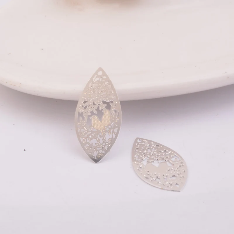 50 Stück AC4735 27mm*13mm Silberfarbene Messing-Accessoires Oval- & Vogelanhänger für die Schmuckherstellung von Halsketten – Detail 10