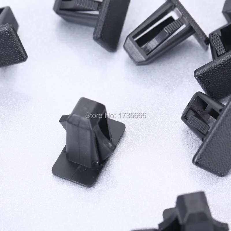 50PCS / 100PCS Rocker Panel Clip Fastener 5FR56DX9 For Jeep Grand Cherokee 1999-On Utility 4-Door