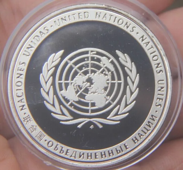 ميدالية عملات تذكارية مطلية بالفضة لعمليات حفظ السلام للأمم المتحدة